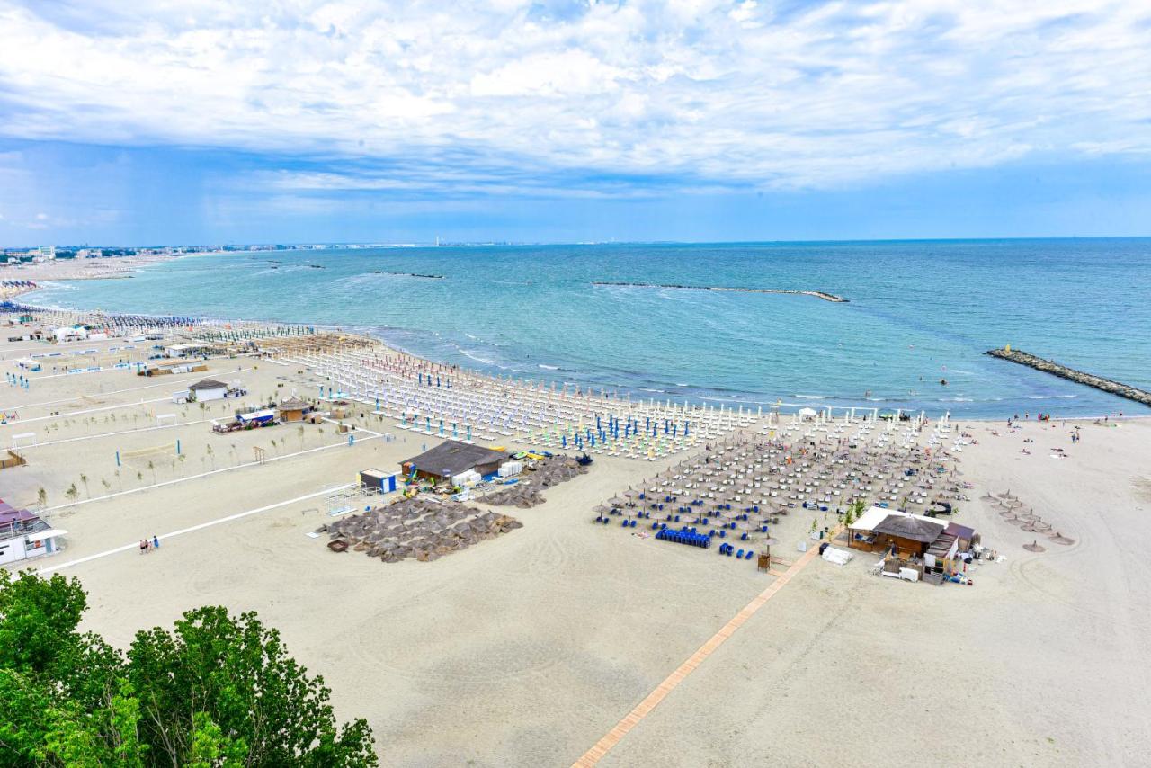 Hotel Parc Mamaia Ngoại thất bức ảnh