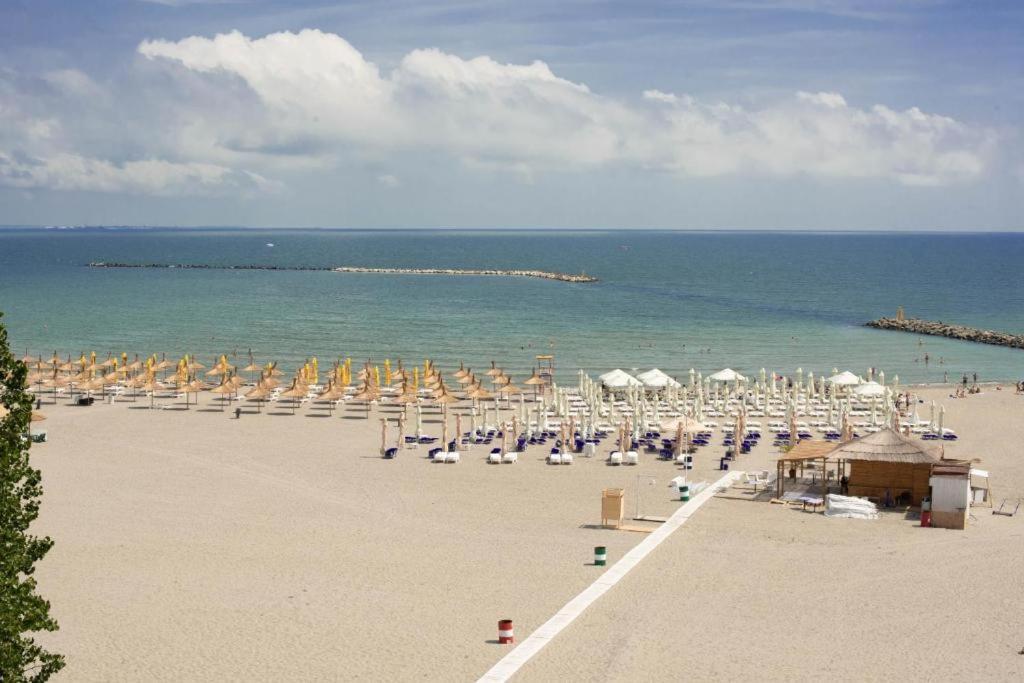 Hotel Parc Mamaia Ngoại thất bức ảnh